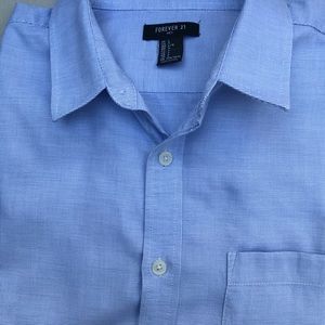 Forever 21 Men’s L/S dress shirt size large. Single Pocket 100% Cotton